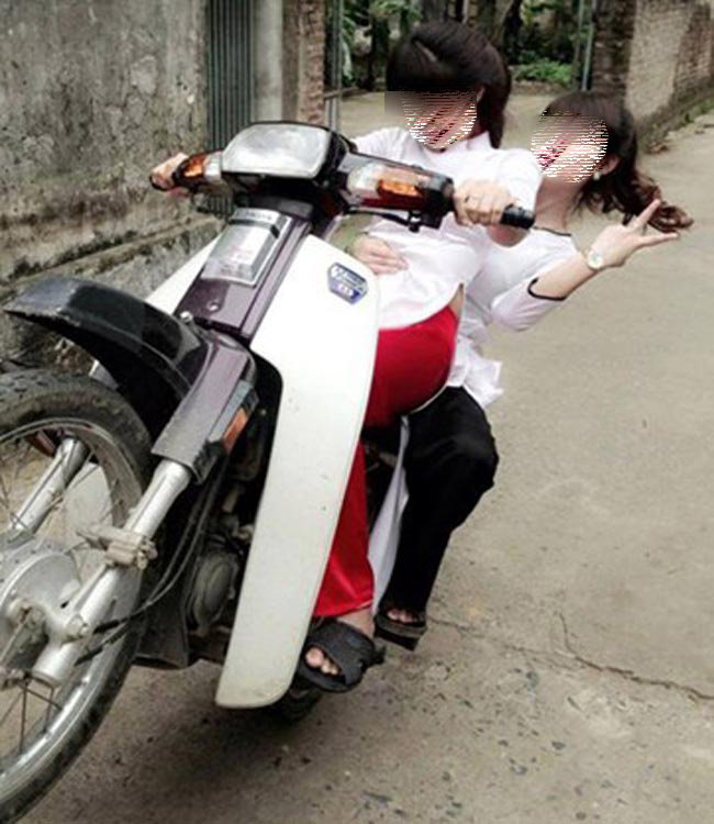 Khi các “nữ quái xế” đam mê tốc độ - 10
