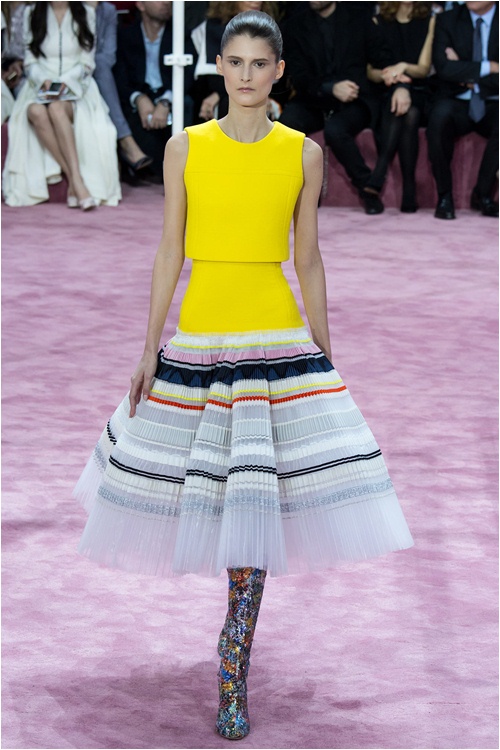 Christian Dior và sự thăng hoa của chất liệu nhựa - 20