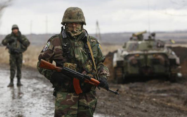 Ukraine lập danh sách đen những người trốn lính - 1