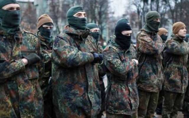 500 lính tình nguyện biểu tình đòi TT Ukraine từ chức - 1