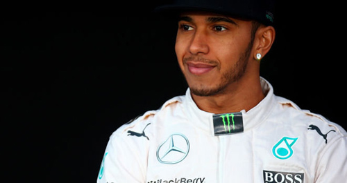 Mercedes “trói chặt" Hamilton bằng 60 triệu bảng - 1