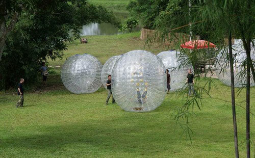 Những môn thể thao “dị”: Từ thi ủi bàn là đến đua giường - 2