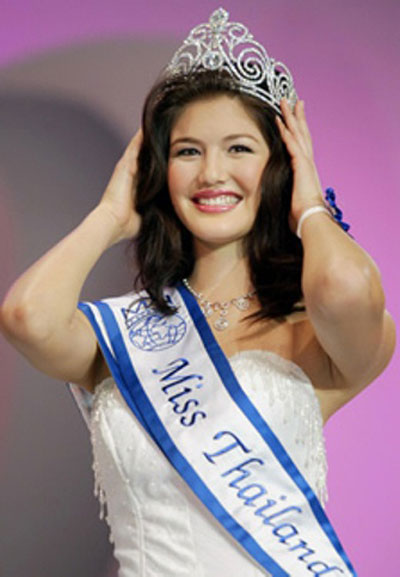 1001 lý do bi hài quanh chuyện trả vương miện hoa hậu - 2