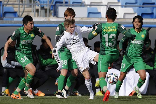 Ra mắt Real ấn tượng, thần đồng Odegaard được thưởng lớn - 2