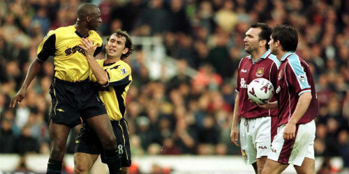 10 cầu thủ "xấu chơi" nhất lịch sử Premier League - 3