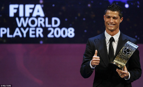 Ronaldo tròn 30 tuổi: Khi “gừng càng già, càng cay” - 1
