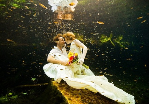 Video: Cặp đôi “nghiện”...cưới - 4