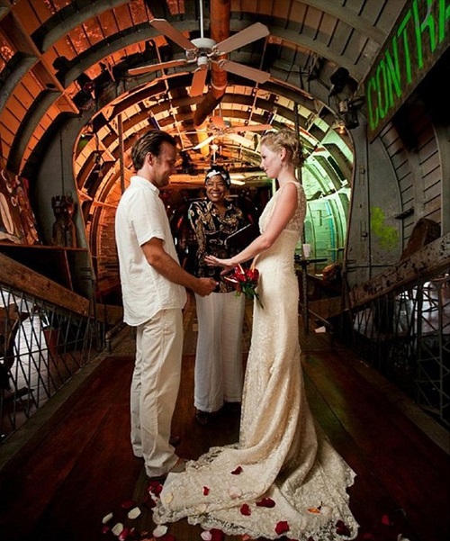 Video: Cặp đôi “nghiện”...cưới - 15