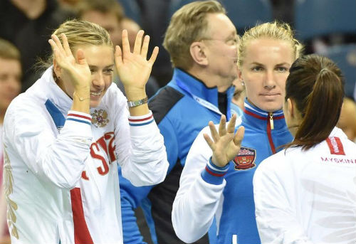 Tin HOT 9/2: Masha giúp ĐT Nga vào bán kết Fed Cup - 1