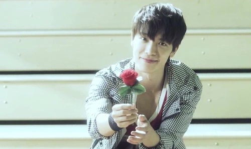 5 MV K-pop "ngọt như kẹo" cho ngày Valentine - 1