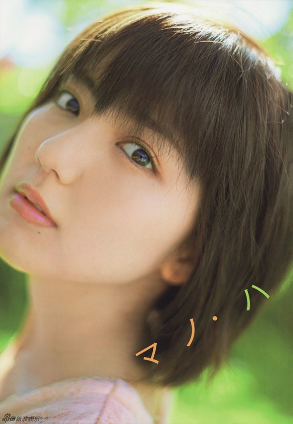 Mới đây, trang Sina đăng tải loạt ảnh của Erina Mano, nữ diễn viên kiêm ca sỹ sinh năm 1991 đang gây sốt tại đất nước mặt trời mọc.