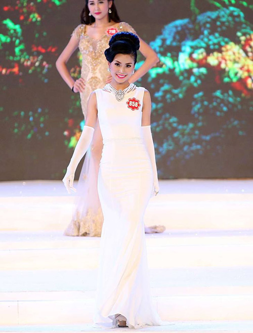 Á hậu Diễm Trang: “Không phải nô lệ của hàng hiệu!” - 2