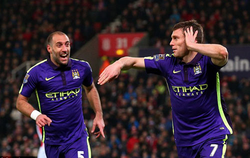 Tin HOT tối 12/2: Van Gaal thích Rooney đá tiền vệ - 2