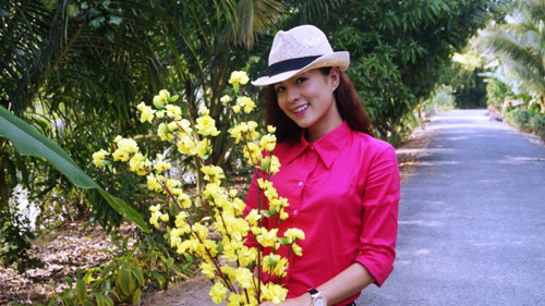 Diễn viên Thùy Trang háo hức về quê ăn Tết - 1