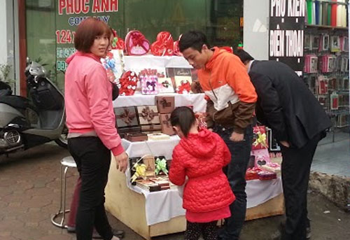 Hoa tươi ế ẩm trong ngày Valentine - 7