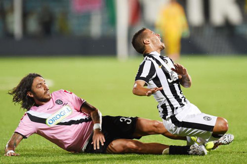 Cesena - Juventus: “Bà đầm già” đi chợ Tết - 2