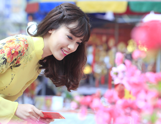 Hà Min luôn thu hút mọi ánh nhìn

