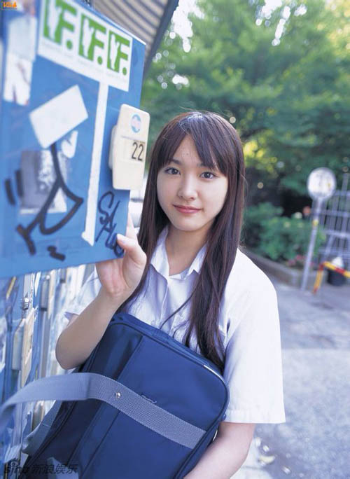 Những ngọc nữ Nhật thuần khiết trong trang phục nữ sinh - 3