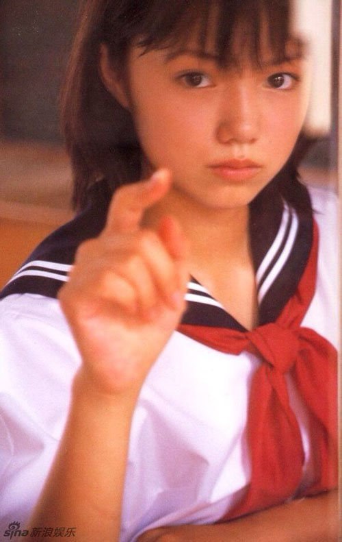 Những ngọc nữ Nhật thuần khiết trong trang phục nữ sinh - 16