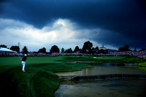 Những hình ảnh ấn tượng nhất 2014: Persie - Người Hà Lan bay (P4) - 1