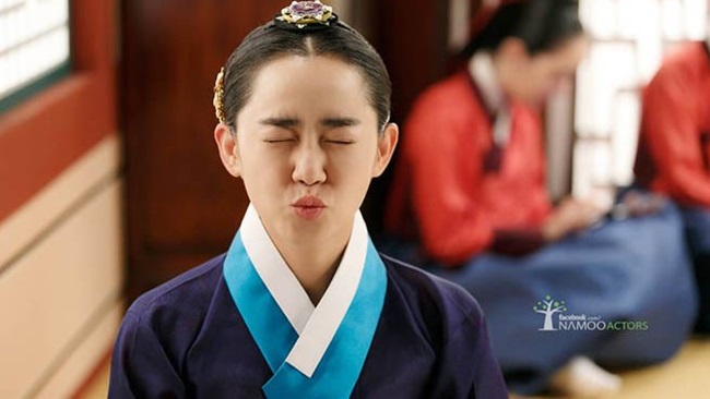 Sao Hàn xinh đẹp trong trang phục hanbok đón năm mới - 6