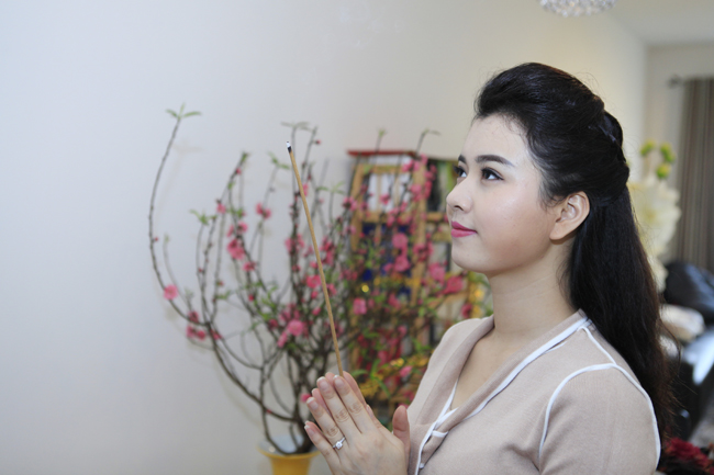 Căn hộ tràn ngập sắc xuân của MC Hương Giang - 6