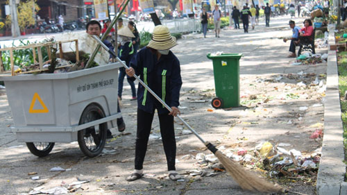 Những người ăn Tết muộn - 2