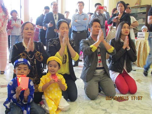 Sao Việt khoe người thân ngày đầu xuân - 5