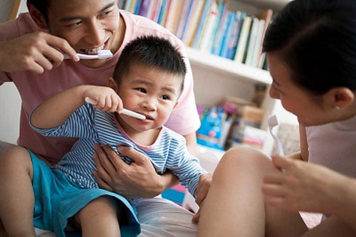 Cảnh giác 7 loại thực phẩm gây sâu răng ở trẻ - 1