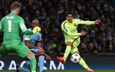 TRỰC TIẾP Man City - Barca: Messi sút hỏng phạt đền - 11