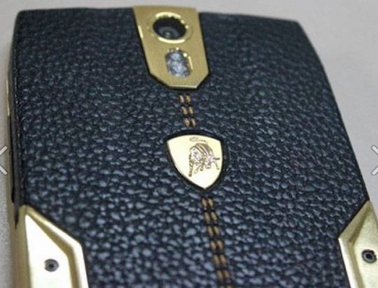 8 điều ít biết về điện thoại cao cấp Lamborghini 88 Tauri - 2