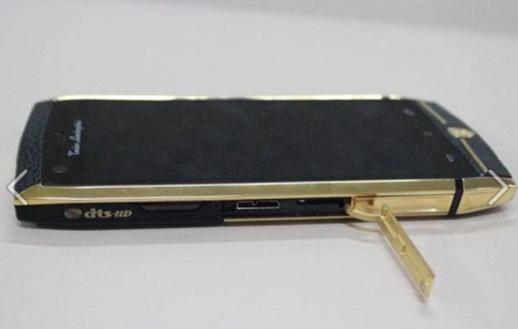 8 điều ít biết về điện thoại cao cấp Lamborghini 88 Tauri - 5