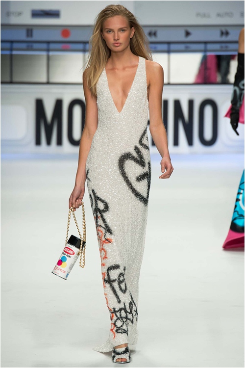 Kích thích thị giác với Moschino FW 2015 - 7