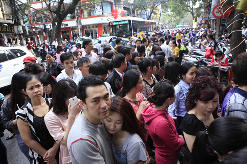 HN: “Phố vàng” tắc nghẽn ngày Thần tài - 9