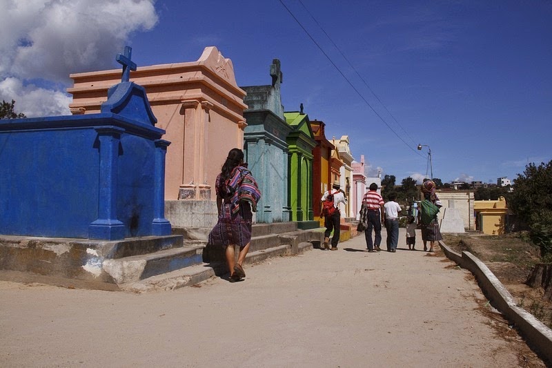 Những nghĩa trang “độc nhất vô nhị” ở Guatemala - 9