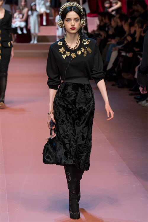 Dolce & Gabbana tôn vinh mẹ trong bộ sưu tập mới - 4