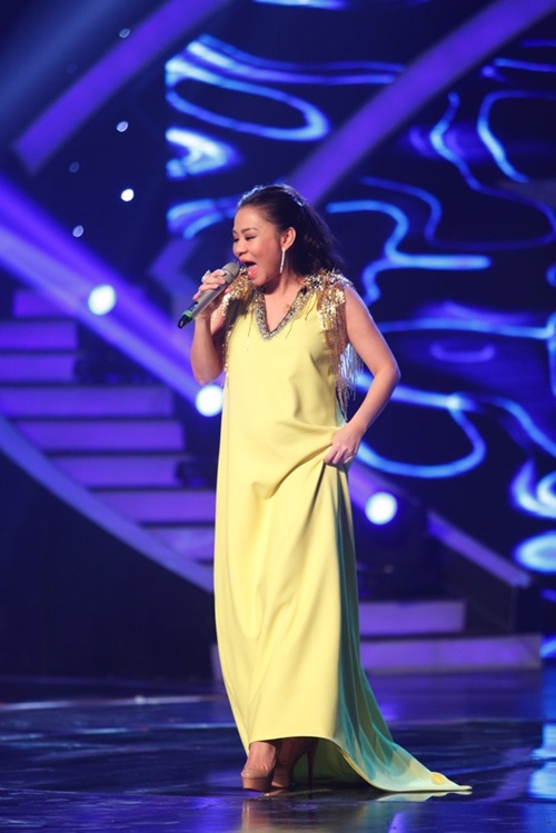 “Bà bầu” Thu Minh thay Mỹ Tâm làm giám khảo Vietnam Idol - 1