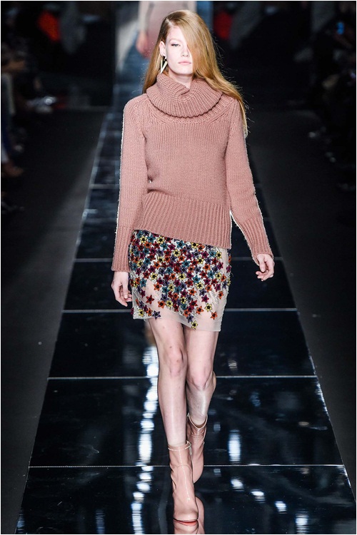 Quyến rũ đến mê hoặc với Blumarine FW 2015 - 5