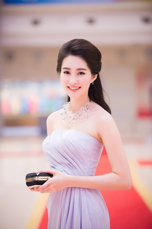 5 nàng “Lọ Lem” hóa công chúa của showbiz Việt - 1