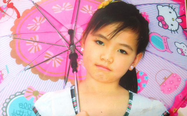 Bé gái 8 tuổi mất tích bí ẩn sau giờ tan trường - 1
