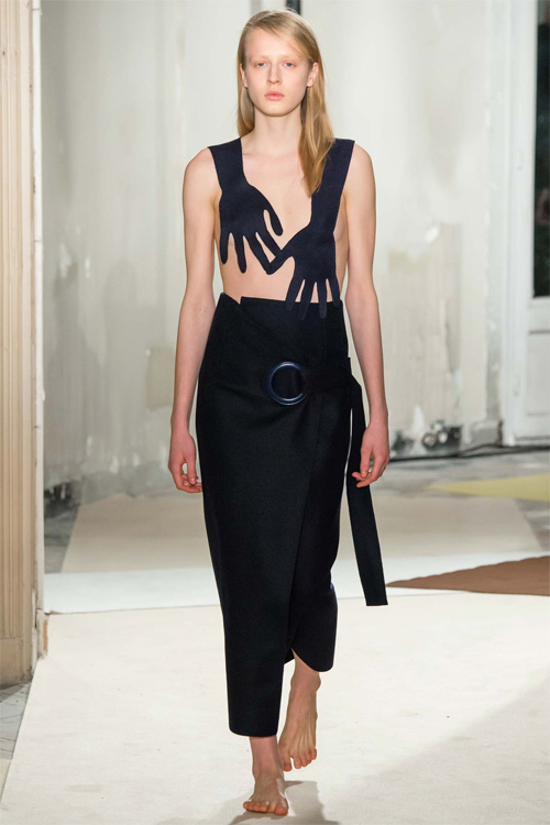 Bộ sưu tập trần trụi khuấy đảo sàn diễn Paris - 11