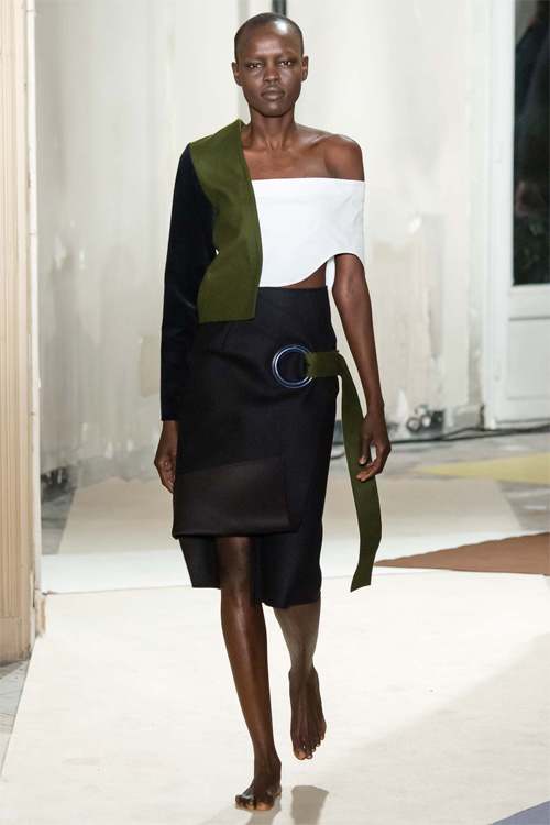 Bộ sưu tập trần trụi khuấy đảo sàn diễn Paris - 20