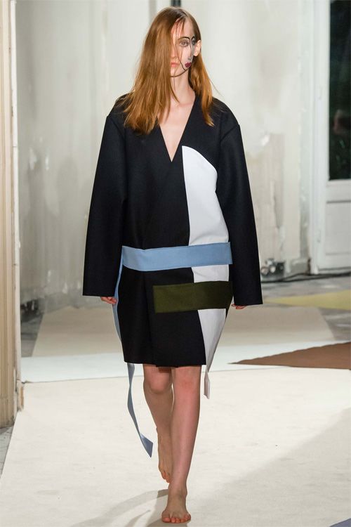 Bộ sưu tập trần trụi khuấy đảo sàn diễn Paris - 8