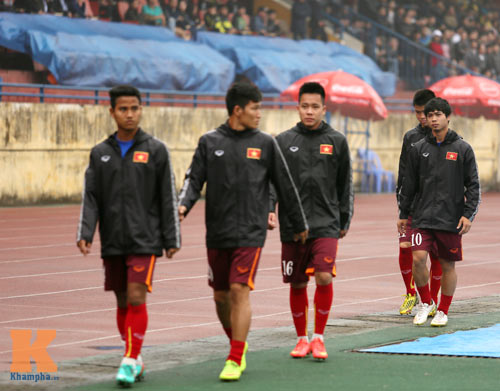 U23 Việt Nam: Các "tân binh" từ U19 đã ghi điểm - 1