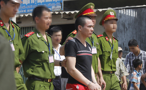 Lần thứ 3 đưa Lý Nguyễn Chung ra xét xử - 1