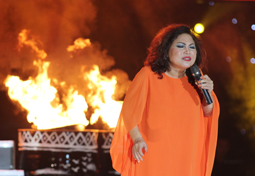 Siu Black nghẹn ngào "khóa môi" Mr. Đàm - 6