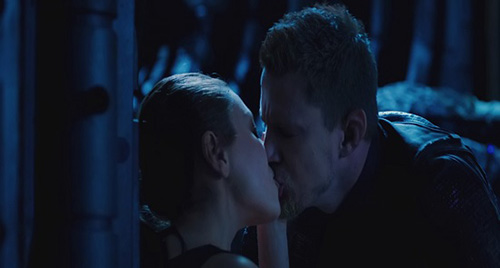 "Thiên nga đen" Hollywood sánh vai trai nhảy nước Mỹ - 8