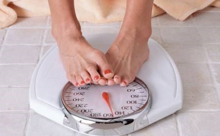 5 yếu tố ngoài ăn uống ảnh hưởng đến cân nặng - 1