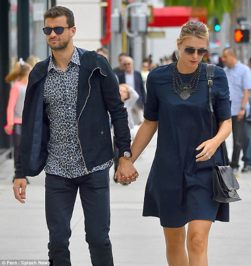 Tin HOT 9/3: Djokovic, Nadal quyết VĐ Indian Wells - 1