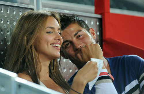 Ronaldo bị siêu mẫu Irina Shayk cho một “đòn đau” - 1